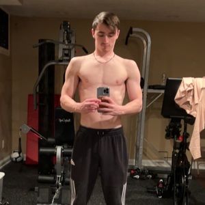 Meet your Posher, Ethan